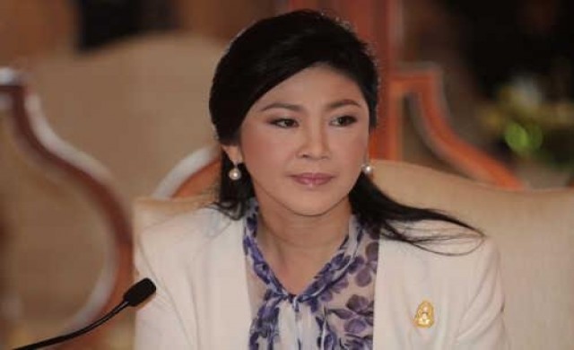 นายกฯขอพระบรมราชานุญาตถอนร่างรธน. นายกฯขอพระบรมราชานุญาตถอนร่างรธน.