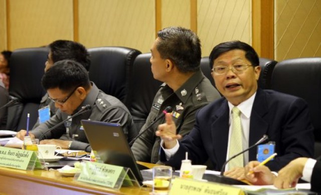 ทำไมชาวนาจะยังไม่ได้เงินค่าจำนำข้าว ทำไมชาวนาจะยังไม่ได้เงินค่าจำนำข้าว