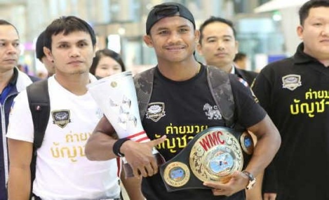 เขาอยากให้ผมแพ้?..เปิดเบื้องลึก'บัวขาว'ทิ้งเวที เขาอยากให้ผมแพ้?..เปิดเบื้องลึก'บัวขาว'ทิ้งเวที