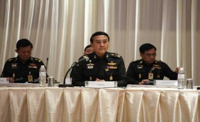 รัฐทุ่มพันล้านตั้งกรมทหารพราน ส่ง'ปืนยาว'ให้อส.หวังดับไฟใต้ รัฐทุ่มพันล้านตั้งกรมทหารพราน ส่ง'ปืนยาว'ให้อส.หวังดับไฟใต้