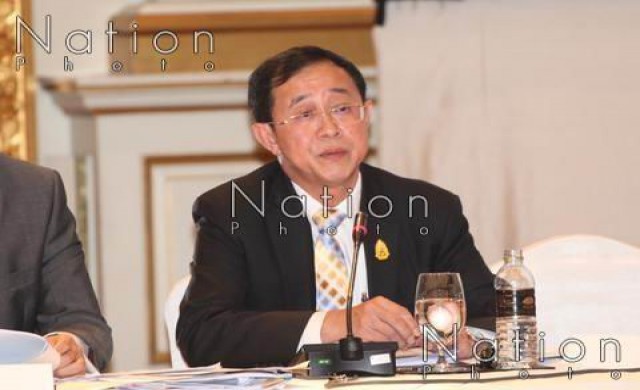 'สภาพัฒน์'คาดจีดีพีครึ่งปีหลังดีกว่า2.9% 'สภาพัฒน์'คาดจีดีพีครึ่งปีหลังดีกว่า2.9%