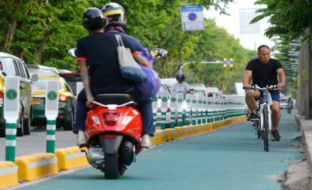 กทม.สั่งทบทวนรื้อเลนจักรยาน หลังบางจุดนักปั่นใช้น้อย กทม.สั่งทบทวนรื้อเลนจักรยาน หลังบางจุดนักปั่นใช้น้อย