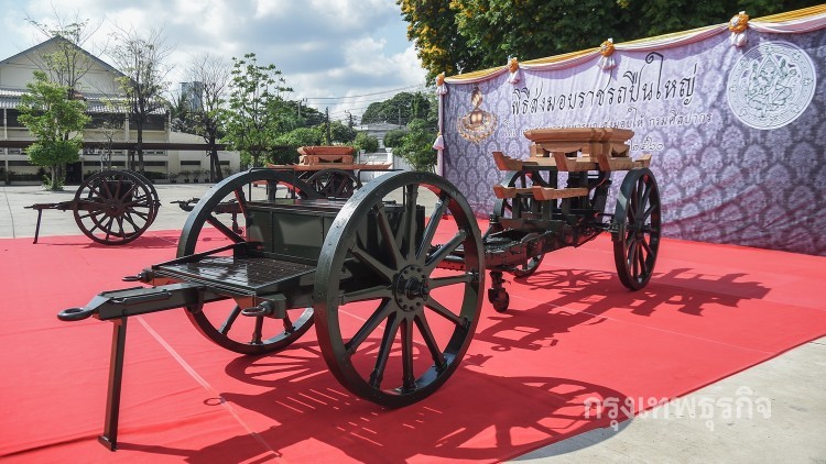 งดงามยิ่งใหญ่สมพระเกียรติจอมทัพไทย “ราชรถปืนใหญ่” รัชกาลที่9 งดงามยิ่งใหญ่สมพระเกียรติจอมทัพไทย “ราชรถปืนใหญ่” รัชกาลที่9