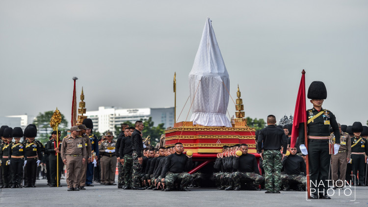 ประมวลภาพซ้อมใหญ่ 3 ริ้วขบวนพระราชอิสริยยศเสมือนจริง ประมวลภาพซ้อมใหญ่ 3 ริ้วขบวนพระราชอิสริยยศเสมือนจริง