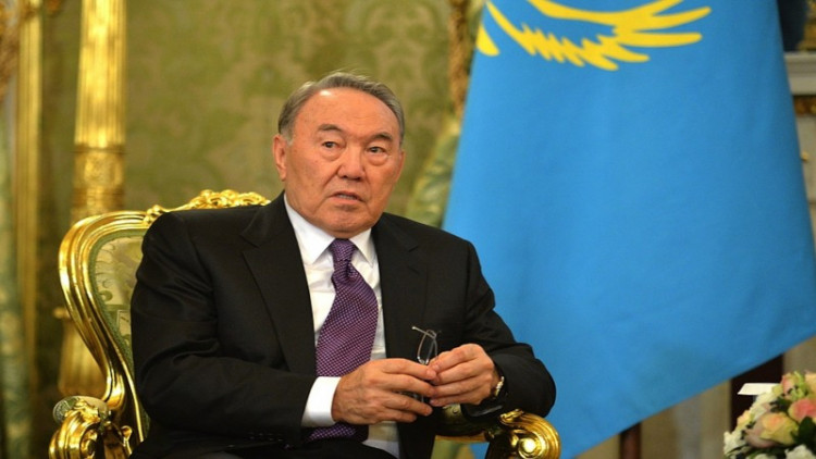 ผู้นำคาซัคฯ ห้าม ครม.พูดรัสเซีย ผู้นำคาซัคฯ ห้าม ครม.พูดรัสเซีย