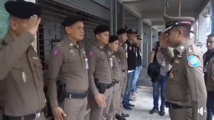 รวบแก๊งคอลเซ็นเตอร์-พนันออนไลน์-ปั่นหุ้น ยึดของกลาง50ล้าน รวบแก๊งคอลเซ็นเตอร์-พนันออนไลน์-ปั่นหุ้น ยึดของกลาง50ล้าน
