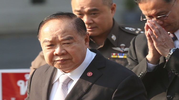 'ประวิตร' โชว์ผลงานกวาดล้างยาเสพติด 2 เดือน มูลค่ารวมกว่าหมื่นล้าน 'ประวิตร' โชว์ผลงานกวาดล้างยาเสพติด 2 เดือน มูลค่ารวมกว่าหมื่นล้าน