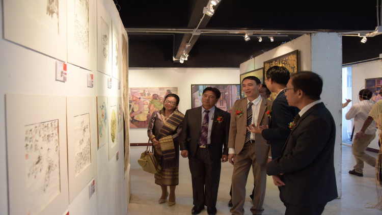 ผนึก3ชาติ จัดศิลปกรรมสานสัมพันธ์ไทย-ลาว-จีน ผนึก3ชาติ จัดศิลปกรรมสานสัมพันธ์ไทย-ลาว-จีน
