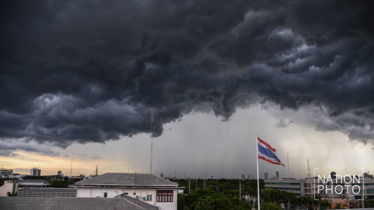 เตือนพายุโซนร้อนลูกที่ 35 จ่อถล่มใต้ ทำฝนตกหนักถึงหนักมาก เตือนพายุโซนร้อนลูกที่ 35 จ่อถล่มใต้ ทำฝนตกหนักถึงหนักมาก